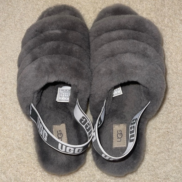 UGG Fluff Yeah Slides - Picture 4 of 6